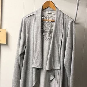 Light-weight sweater jacket
